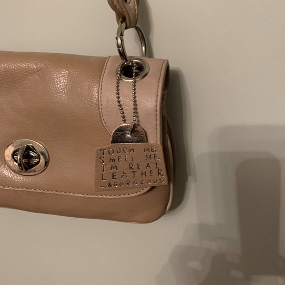 Purse - Picture 2 of 4